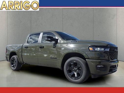 Tank 2027 RAM 1500 Big Horn/Lone Star