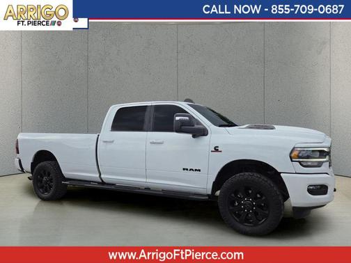 Bright White Clearcoat 2024 RAM 3500 Laramie Crew Cab 4x4 8' Box