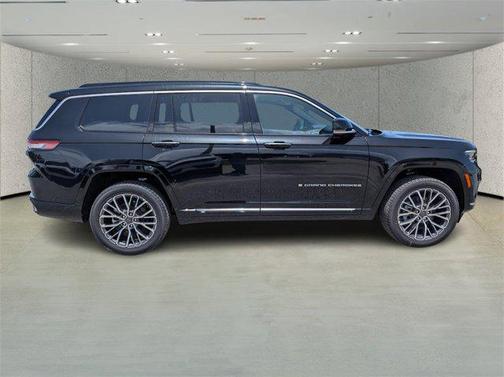 2025 Jeep Grand Cherokee L Summit Reserve