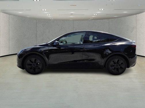 2024 Tesla Model Y Long Range Single Motor Rear-Wheel Drive