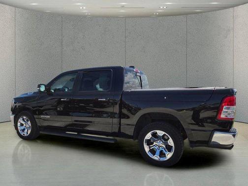 Diamond Black Crystal Pearlcoat 2020 RAM 1500 Big Horn/Lone Star