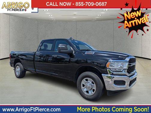 2024 RAM 2500 Tradesman Crew Cab 4x2 8' Box