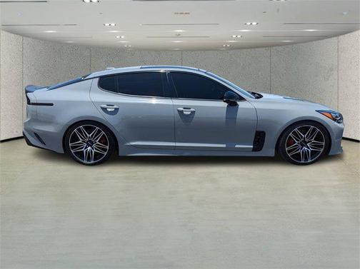 2022 Kia Stinger GT2
