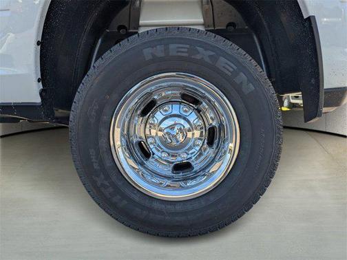 2026 RAM 3500 Tradesman Crew Cab 4x4 8' Box