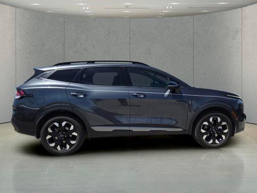 Gravity Gray 2024 Kia Sportage X-Line