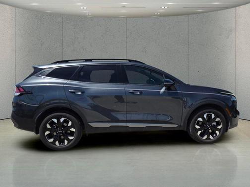Gravity Gray 2024 Kia Sportage X-Line