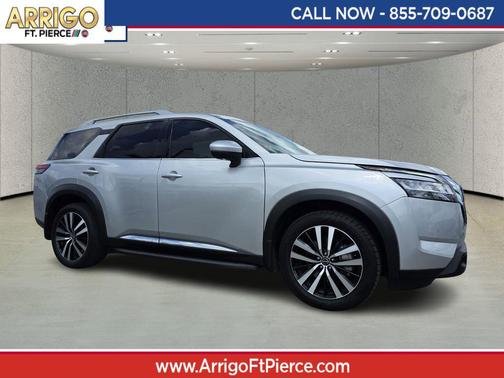 Brilliant Silver Metallic 2024 Nissan Pathfinder Platinum 4WD