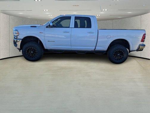 2022 RAM 2500 Laramie Crew Cab 4x4 6'4' Box