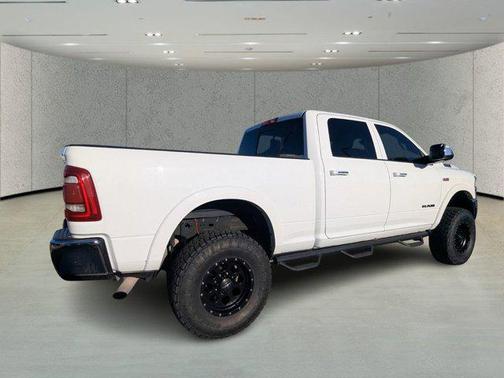 2022 RAM 2500 Laramie Crew Cab 4x4 6'4' Box