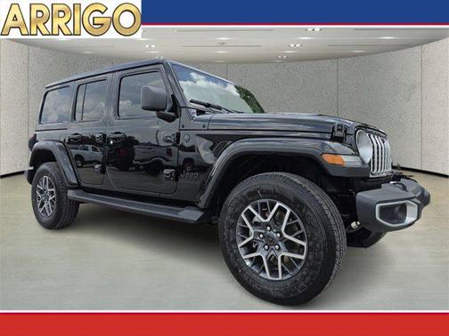 2025 Jeep Wrangler 4-Door Sahara 4x4