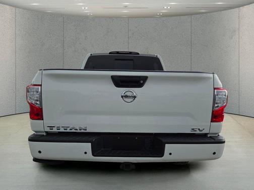 Glacier White 2021 Nissan Titan SV