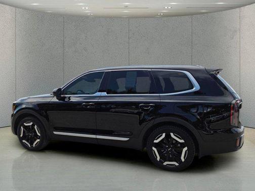 Ebony Black 2024 Kia Telluride EX