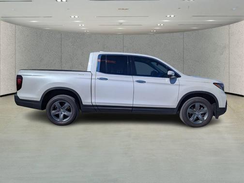 Platinum White Pearl 2023 Honda Ridgeline RTL-E