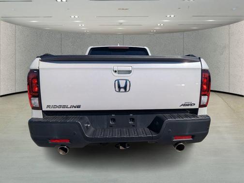 Platinum White Pearl 2023 Honda Ridgeline RTL-E