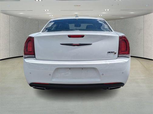 2022 Chrysler 300 S