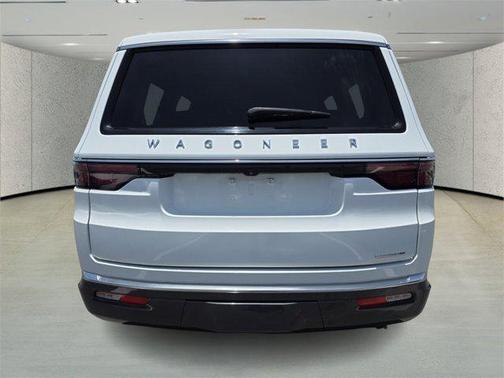 2022 Jeep Wagoneer Series II 4x2