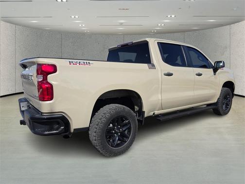 2023 Chevrolet Silverado 1500 Custom Trail Boss
