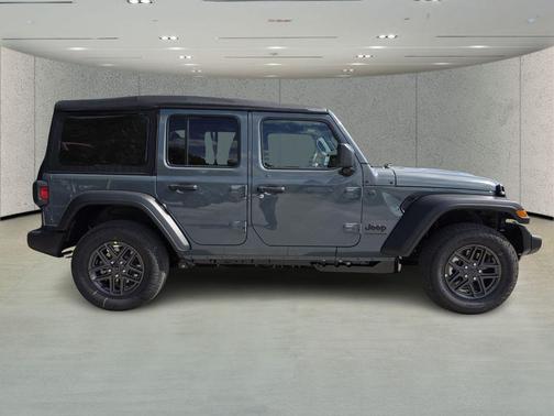 Anvil Clearcoat 2026 Jeep Wrangler Sport S