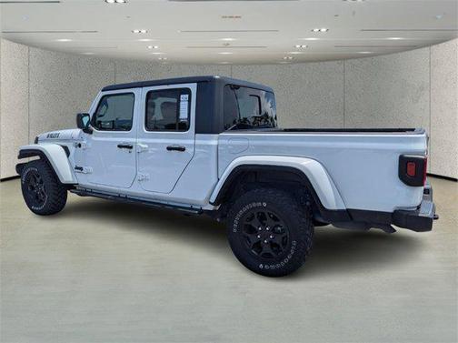 2021 Jeep Gladiator Willys 4x4