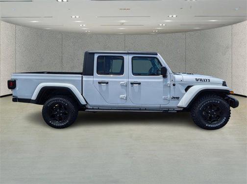 2021 Jeep Gladiator Willys 4x4