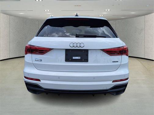 2021 Audi Q3 45 S line Premium