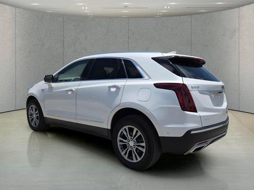 Crystal White Tricoat 2023 Cadillac XT5 Premium Luxury