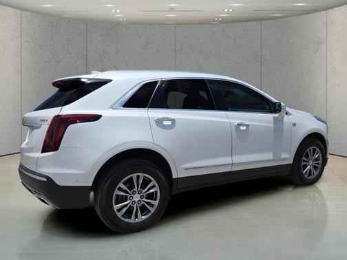 Crystal White Tricoat 2023 Cadillac XT5 Premium Luxury