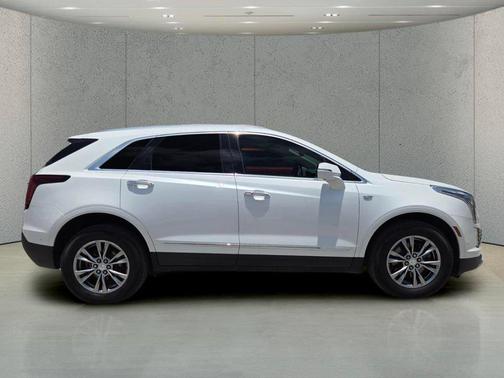 Crystal White Tricoat 2023 Cadillac XT5 Premium Luxury