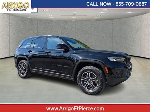 2022 Jeep Grand Cherokee 4xe Trailhawk