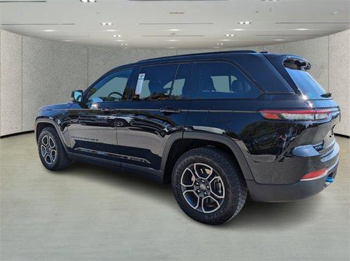 2022 Jeep Grand Cherokee 4xe Trailhawk