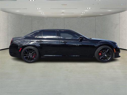 2023 Chrysler 300 C