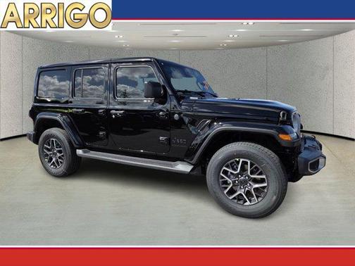 2026 Jeep Wrangler 4-Door Sahara 4x4