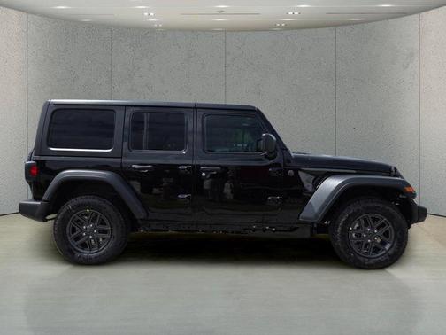 Black Clearcoat 2026 Jeep Wrangler Sport S