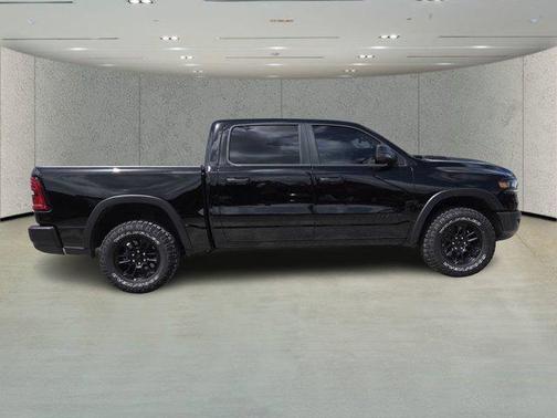 Diamond Black Crystal Pearlcoat 2025 RAM 1500 Rebel