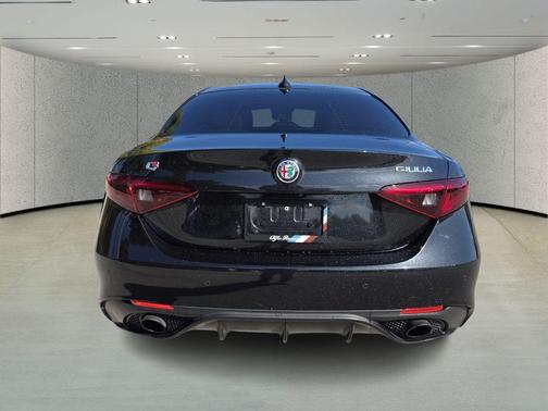 2022 Alfa Romeo Giulia Ti