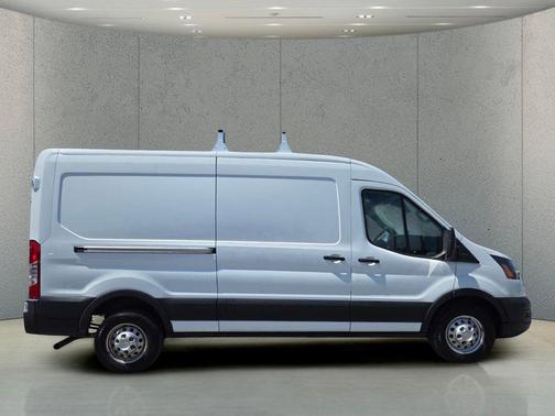 Oxford White 2023 Ford Transit-250 Base
