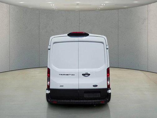 Oxford White 2023 Ford Transit-250 Base