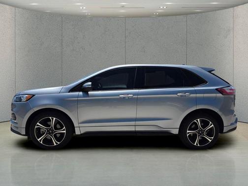 Iconic Silver Metallic 2020 Ford Edge ST