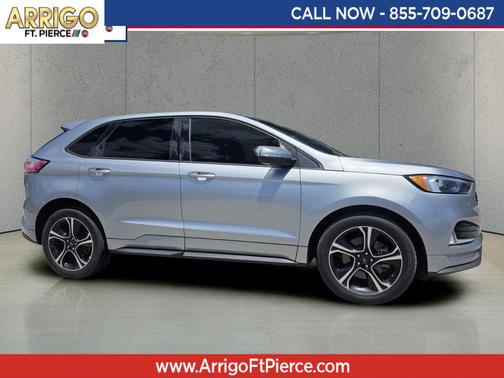 Iconic Silver Metallic 2020 Ford Edge ST