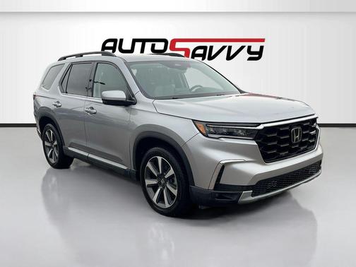 2024 Honda Pilot Touring 8-Passenger