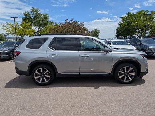2024 Honda Pilot Touring 8-Passenger