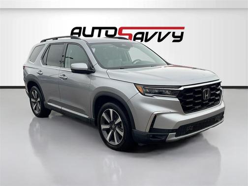 2024 Honda Pilot Touring 8-Passenger