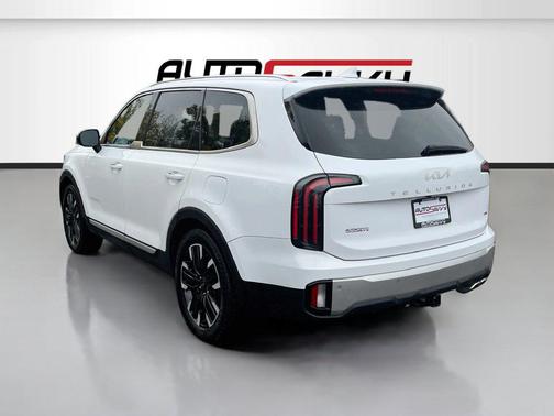Glacial White Pearl 2024 Kia Telluride SX Prestige