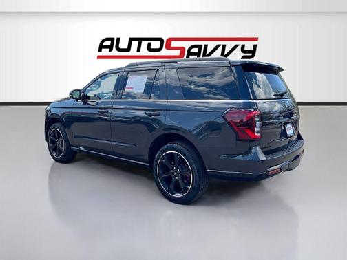Gray Metallic 2024 Ford Expedition Limited