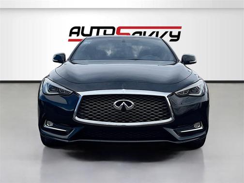 2017 INFINITI Q60 2.0T