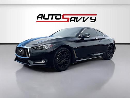2017 INFINITI Q60 2.0T