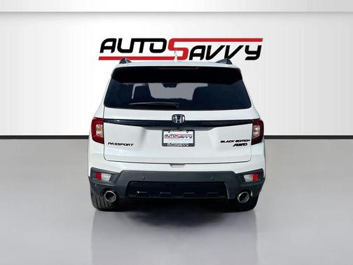 Platinum White Pearl 2024 Honda Passport AWD Black