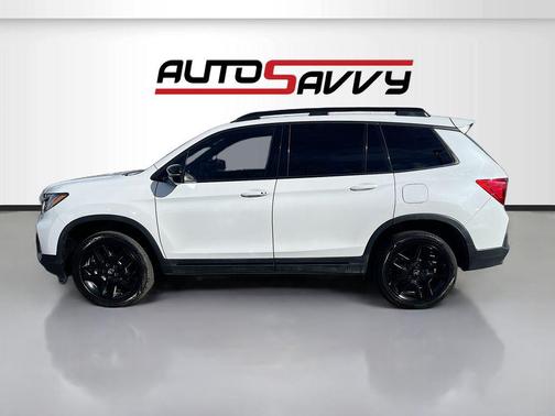Platinum White Pearl 2024 Honda Passport AWD Black