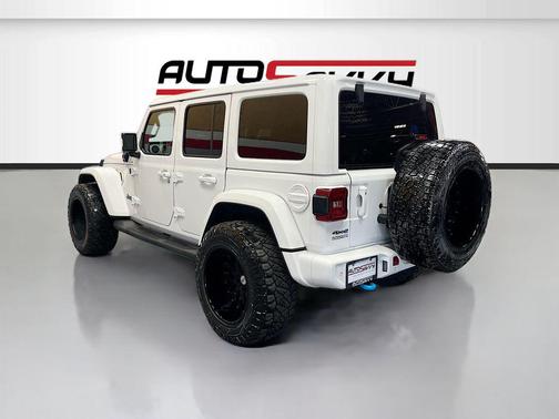 Bright White Clearcoat 2021 Jeep Wrangler Unlimited 4xe Sahara High Altitude