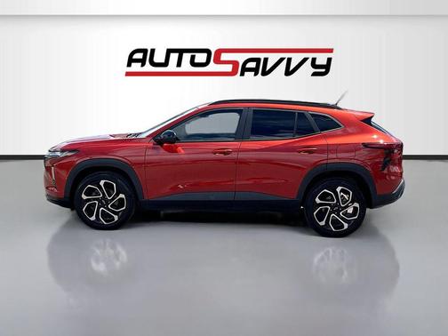 Cayenne Orange Metallic 2024 Chevrolet Trax FWD 2RS